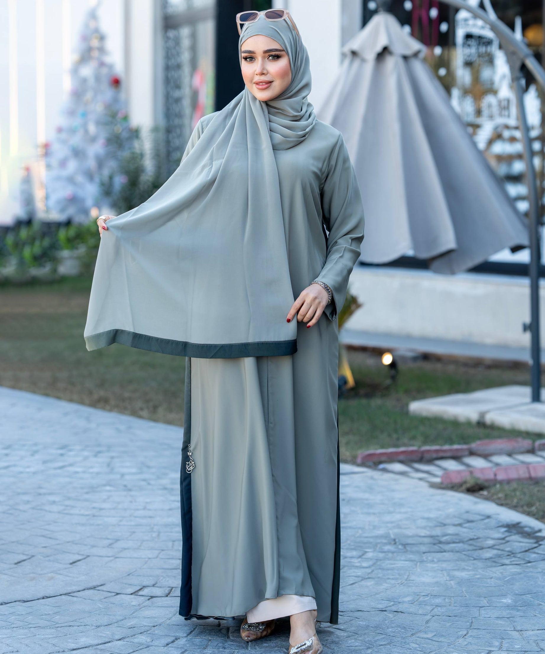 Abaya with Shila